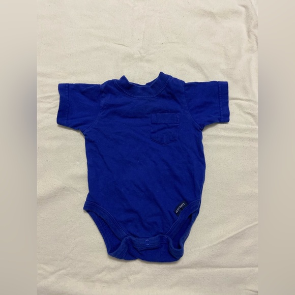 Y2K Baby Old Navy Pocket TShirt Onesie - Picture 1 of 5